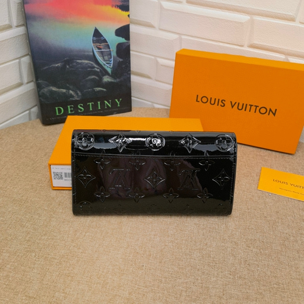 LVコピーウォレット側面デザイン